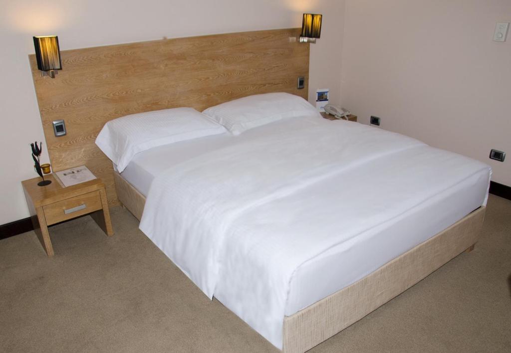 City Hotel พอดโกริกา ห้อง รูปภาพ