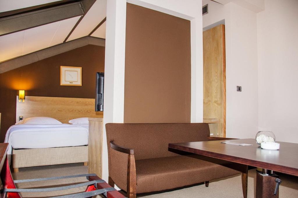 City Hotel พอดโกริกา ห้อง รูปภาพ